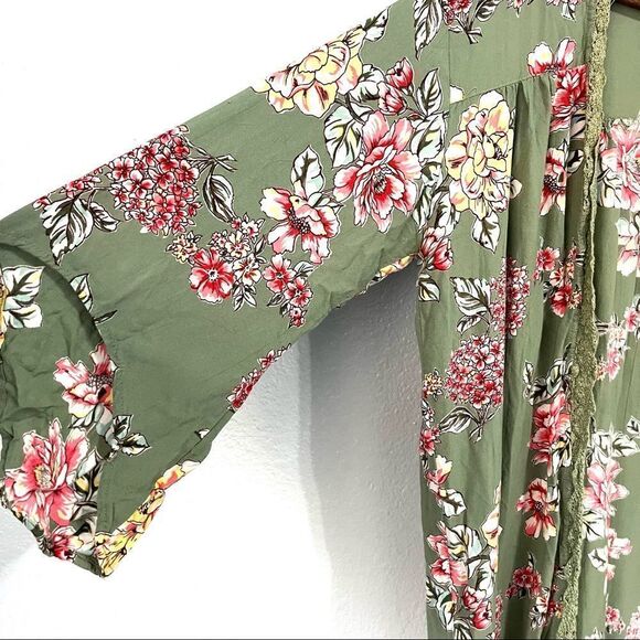 Angie Women’s Green Floral Print Kimono Size M - Picture 3 of 6